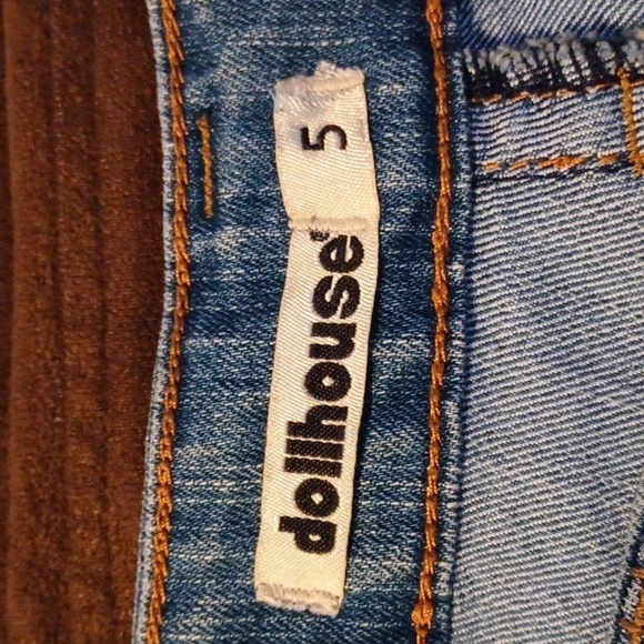 DOLLHOUSE JEANS, WOMENS SIZE 5. - Picture 10 of 11